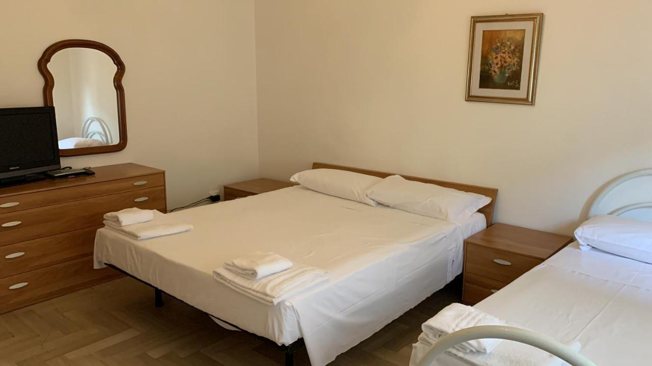 Venezia B Bed & Breakfast Mestre Bagian luar foto