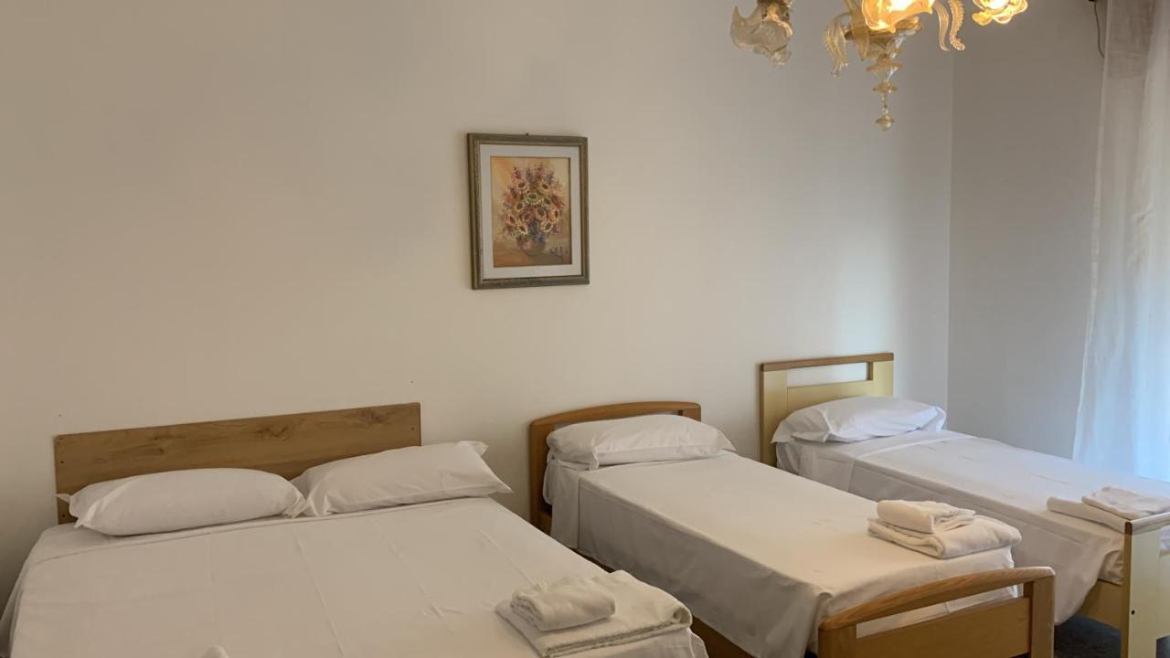 Venezia B Bed & Breakfast Mestre Bagian luar foto